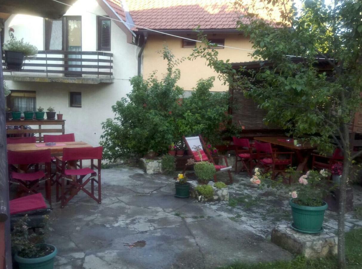 Ferienwohnung Jefimija Jasikovice Exterior foto